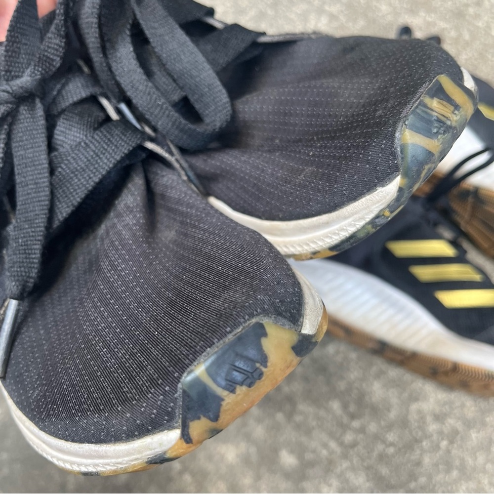 2 pair of adidas sneakers size 7 & 7.5 - Picture 5 of 11